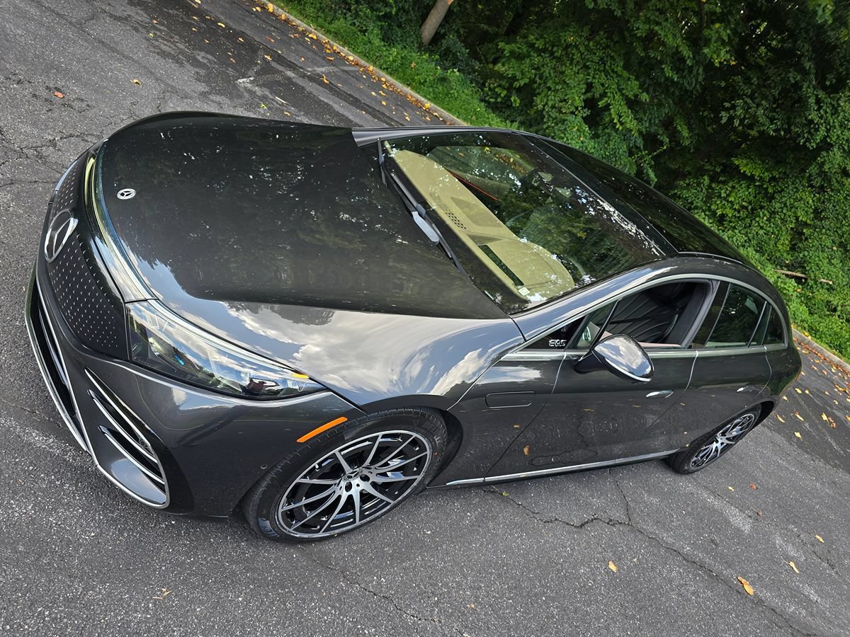 Used 2022 Mercedes-Benz EQS 580 4MATIC Sedan w/ Exclusive Trim Package image 85