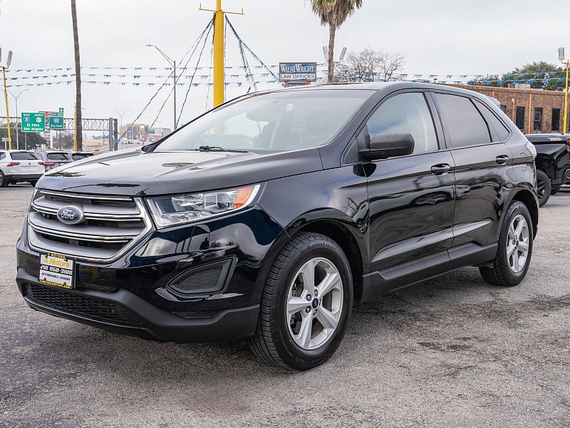 Used 2018 Ford Edge SE w/ Cargo Accessory Package image 9