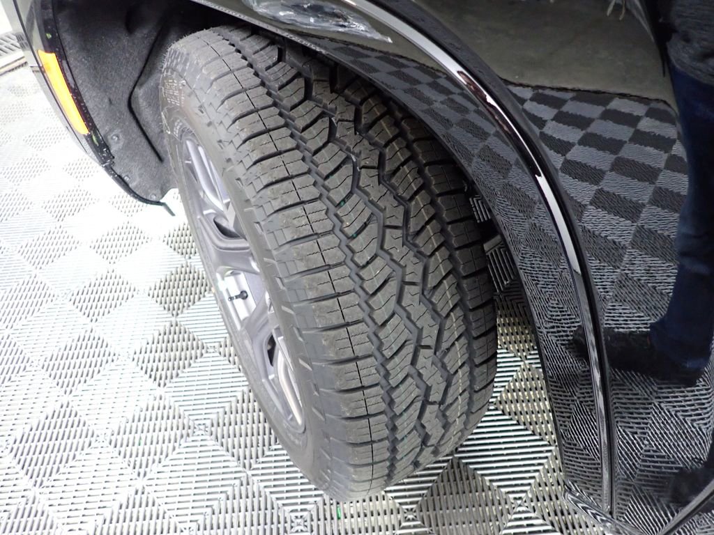 New 2026 Jeep Grand Wagoneer 4WD w/ Quick Order Packge 29V Upland image 47