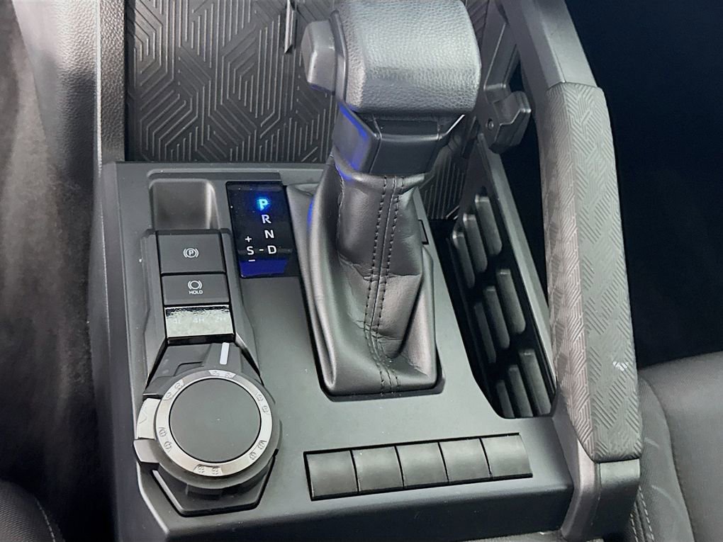 Used 2024 Toyota Tacoma SR image 19