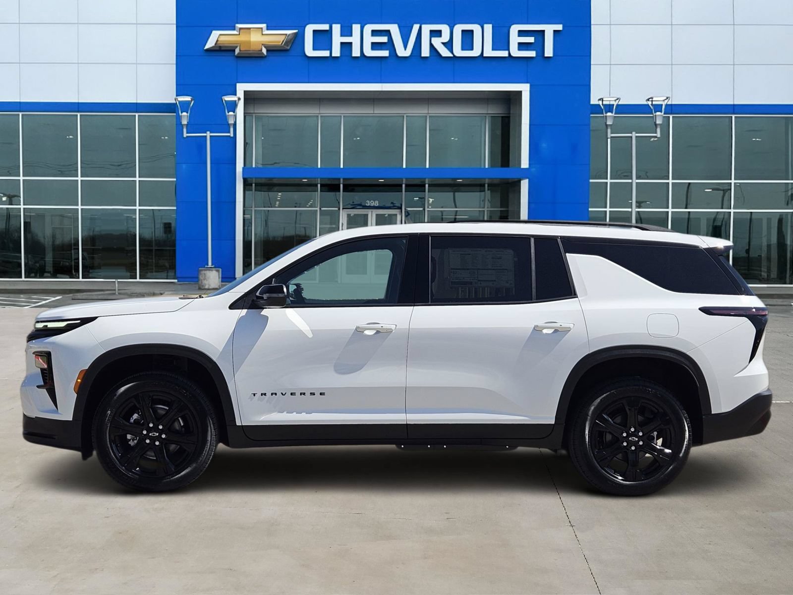 New 2027 Chevrolet Traverse LT w/ Midnight/Sport Edition FWD image 3