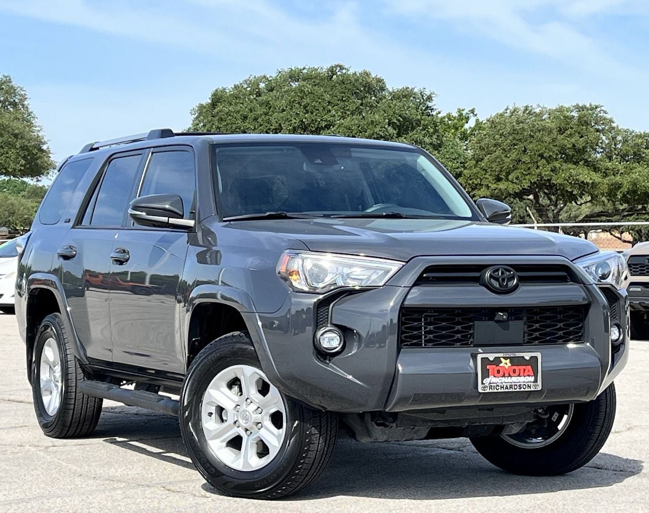 Used 2024 Toyota 4Runner SR5 Premium w/ Moonroof Package AWD/4WD image 2