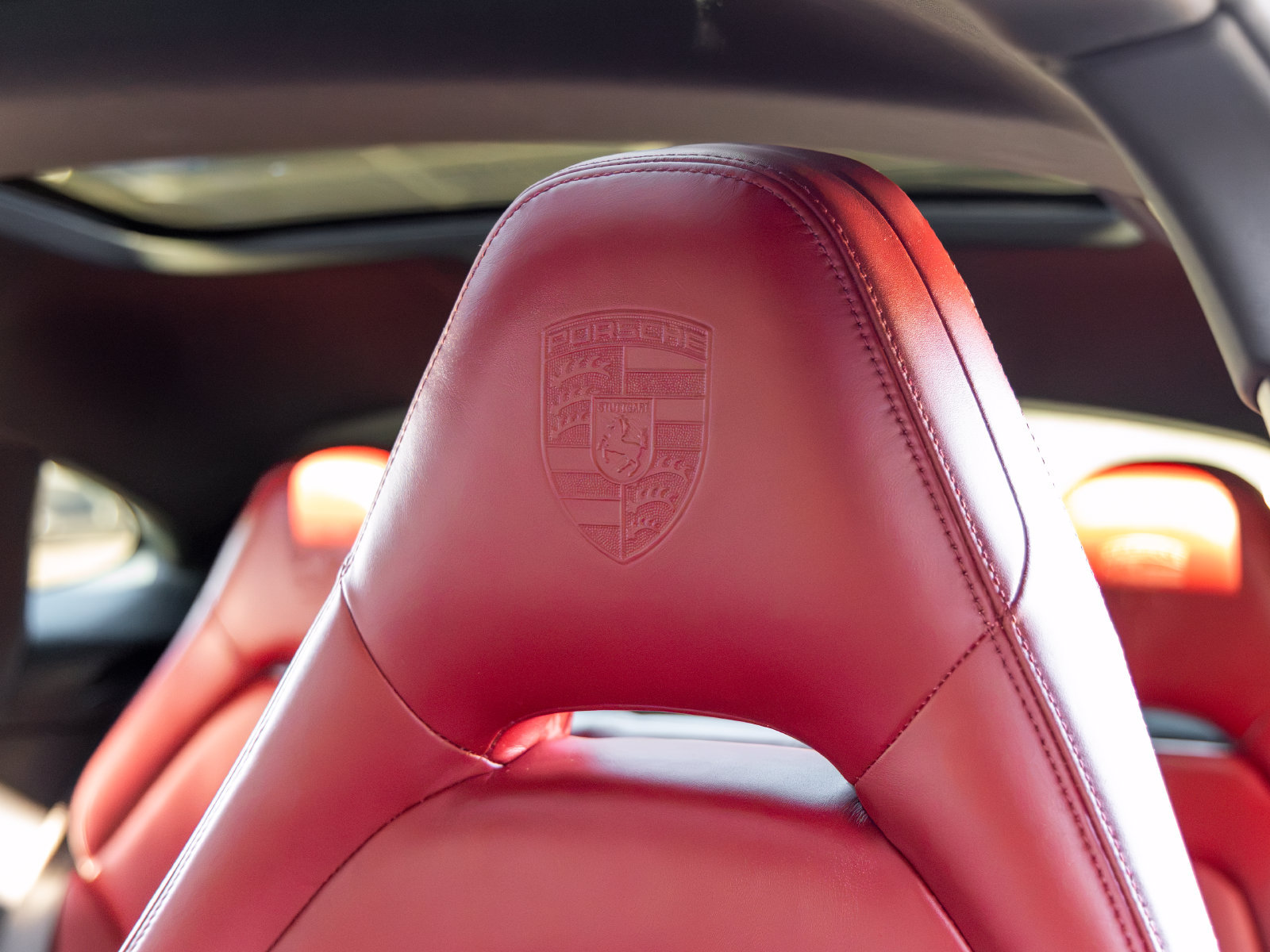Used 2023 Porsche Panamera 4 Platinum Edition AWD/4WD image 32