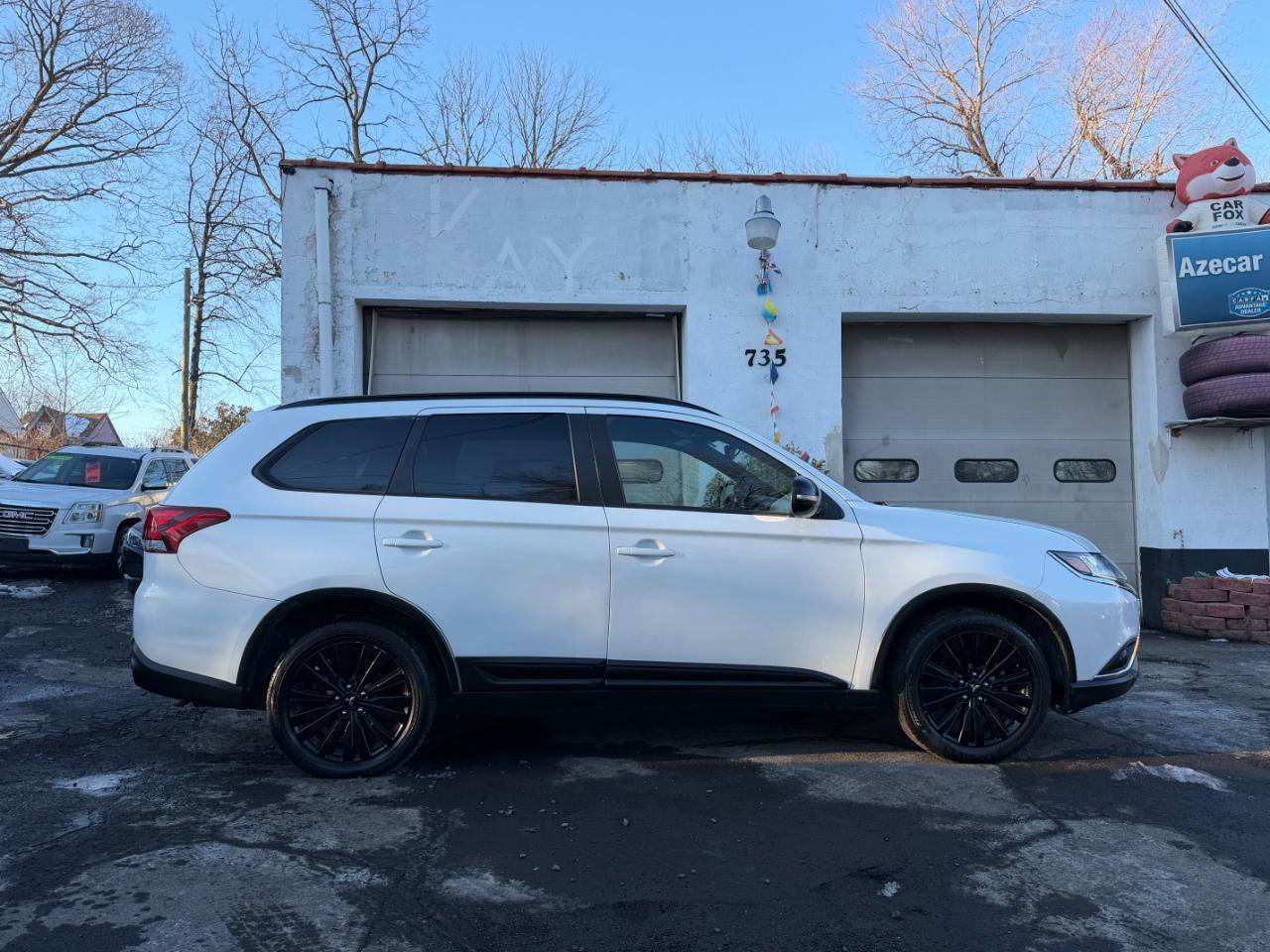 Used 2020 Mitsubishi Outlander LE FWD image 12