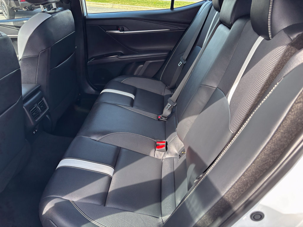 Used 2025 Toyota Camry SE w/ Convenience Package AWD/4WD image 45