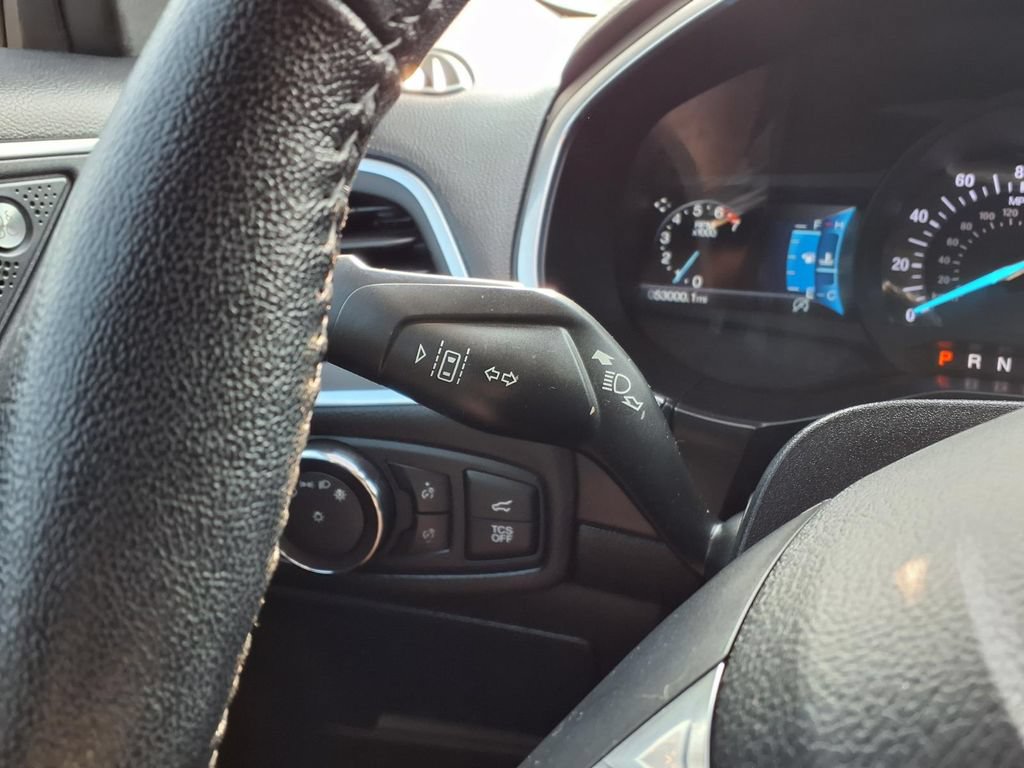 Used 2019 Ford Edge Titanium FWD image 25