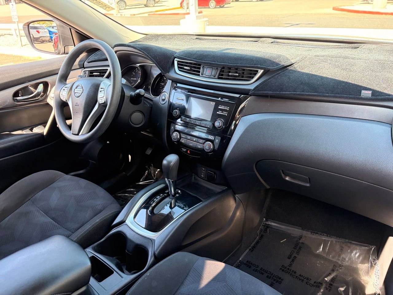 Used 2015 Nissan Rogue SV FWD image 13