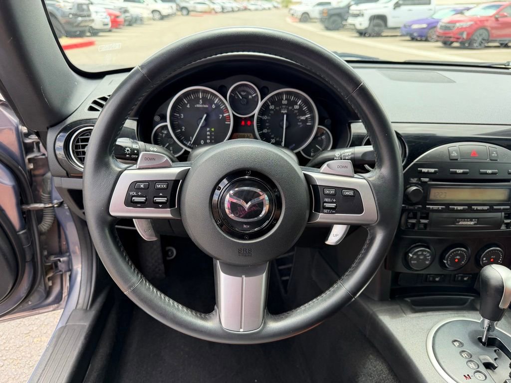 Used 2008 MAZDA MX-5 Miata Grand Touring w/ Premium Pkg RWD image 18