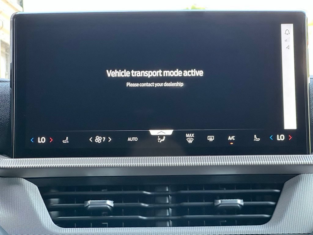 New 2027 Ford Explorer Active AWD/4WD image 12