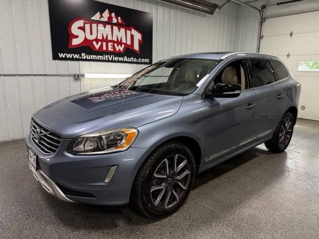 Used 2017 Volvo XC60 T6 Dynamic w/ Preferred Option Package AWD/4WD image 1