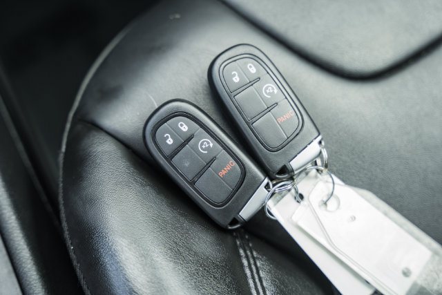 Used 2019 Jeep Cherokee Latitude Plus AWD/4WD image 45