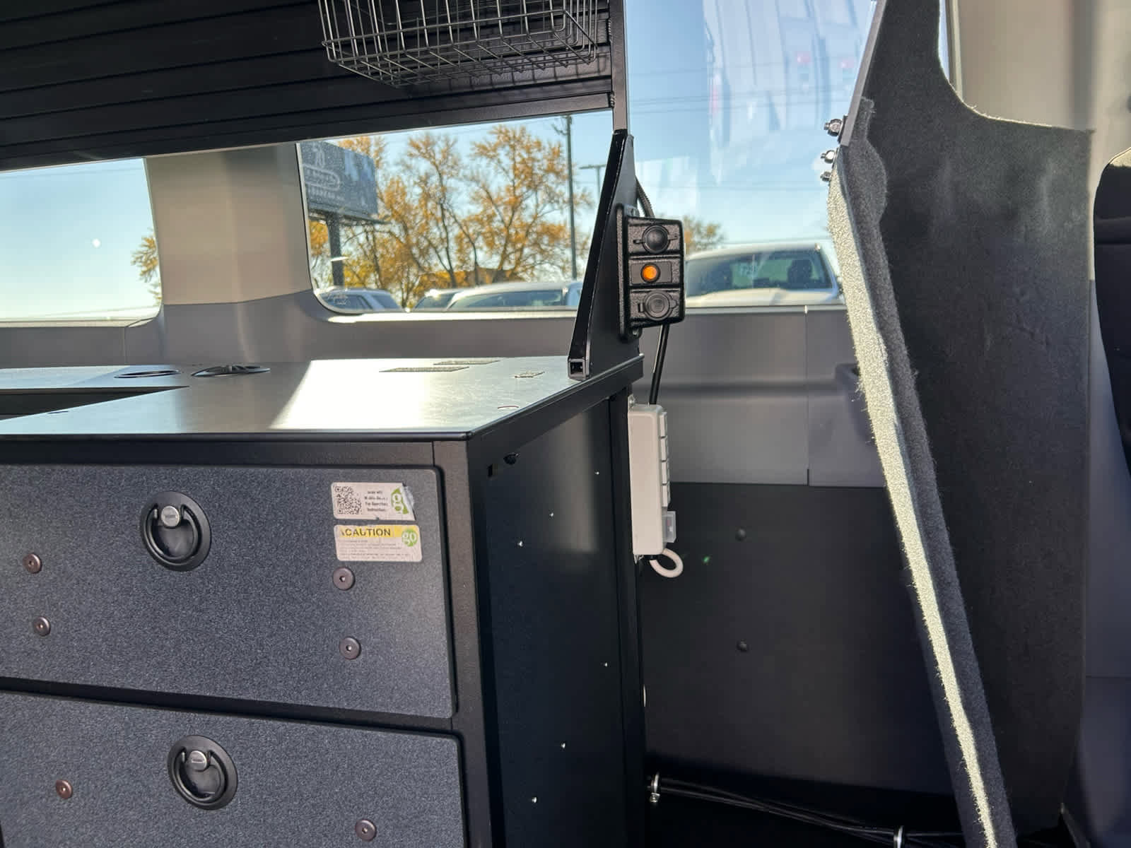 Used 2019 Ford Transit 150 XLT image 24