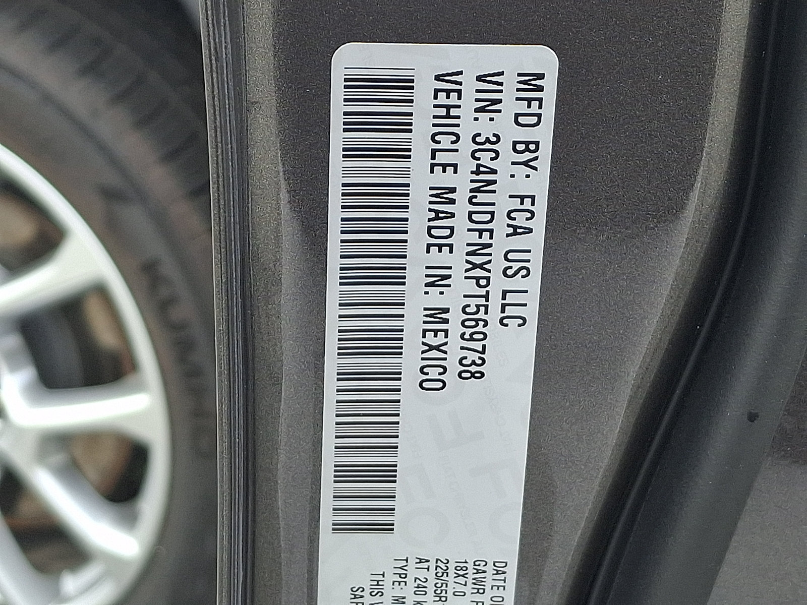 Used 2023 Jeep Compass Latitude AWD/4WD image 25