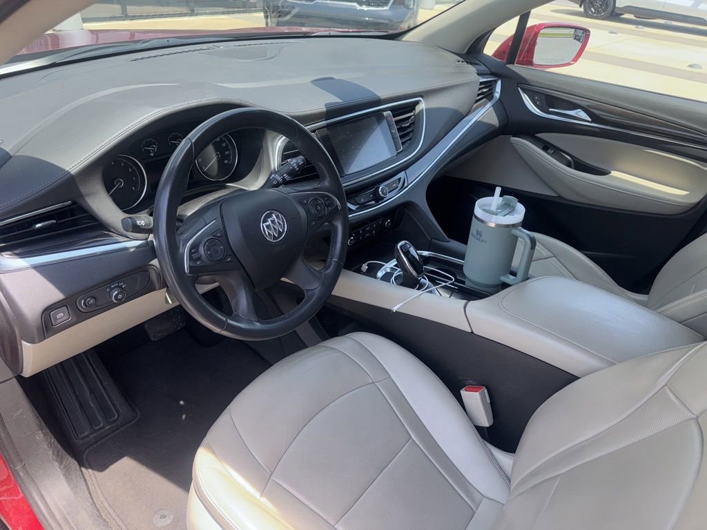 Used 2019 Buick Enclave Essence FWD image 8