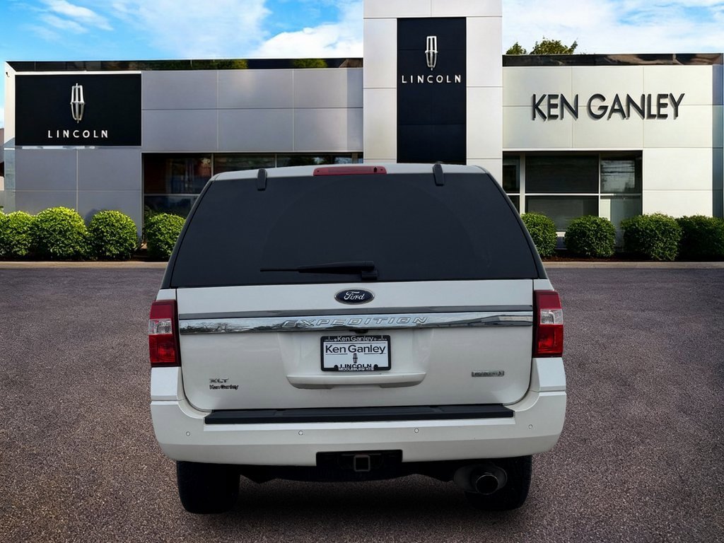 Used 2017 Ford Expedition XLT w/ Equipment Group 202A image 6