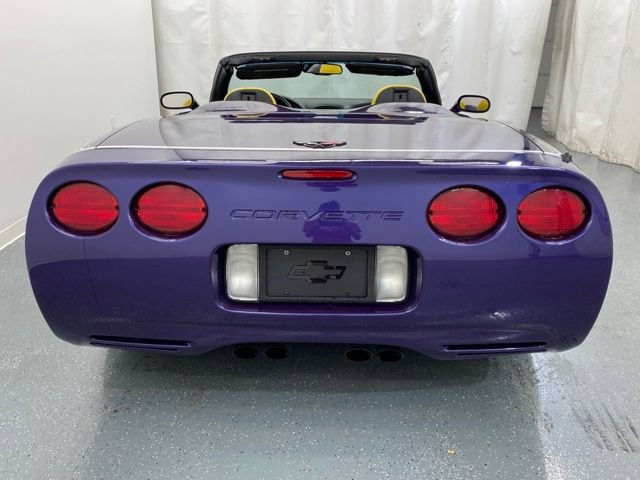 Used 1998 Chevrolet Corvette Convertible w/ Memory Pkg RWD image 8