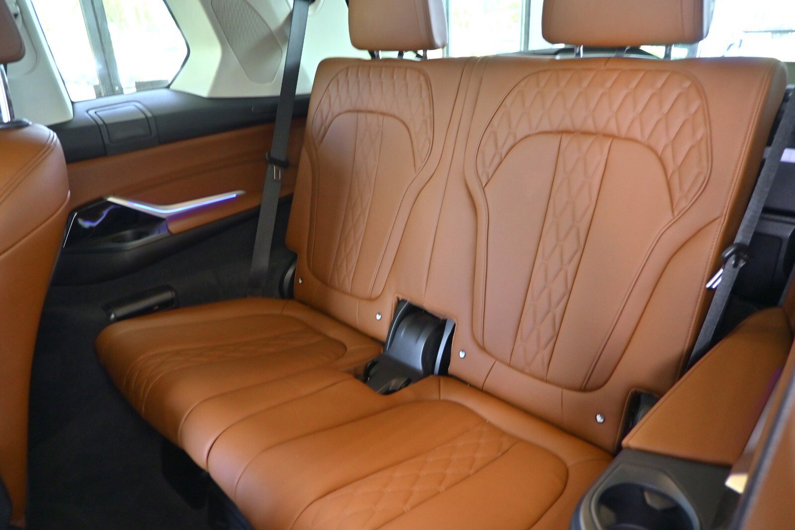 Certified 2023 BMW X7 xDrive40i w/ Executive Package image 15