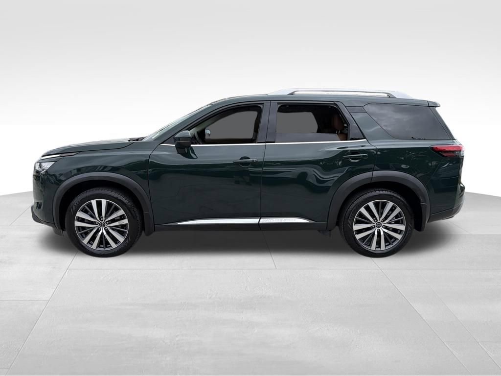 Certified 2022 Nissan Pathfinder Platinum w/ Cargo Package video 4