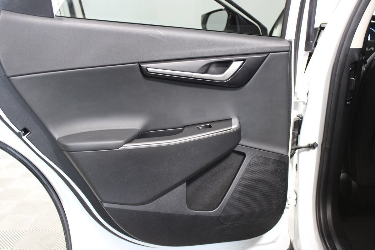 Used 2024 Kia EV6 Light RWD image 19