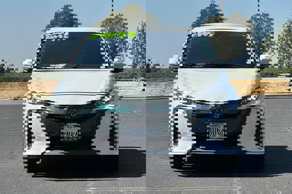 Used 2019 Toyota Prius Prime Plus image 6