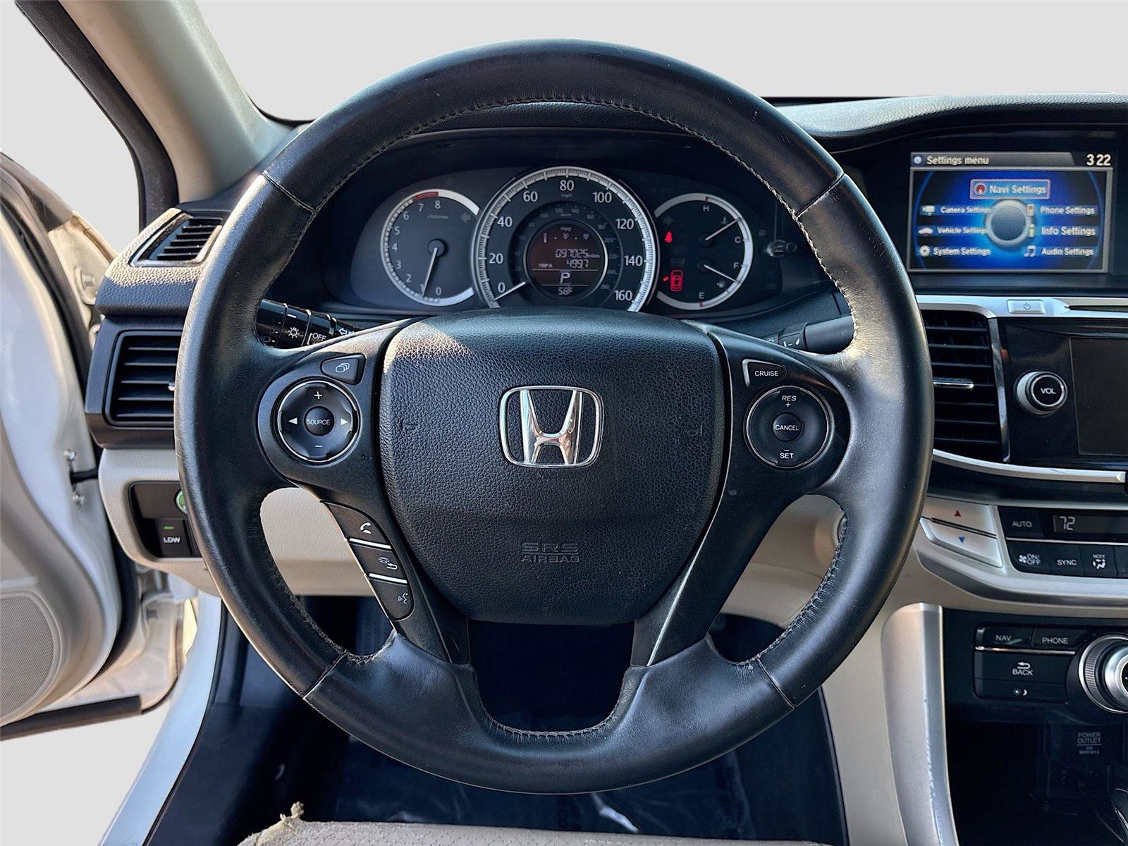 Used 2015 Honda Accord EX-L image 12