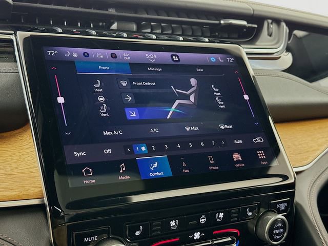 Used 2023 Jeep Grand Cherokee Summit image 16