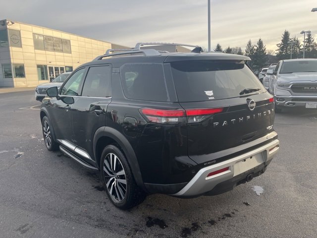 Certified 2023 Nissan Pathfinder Platinum w/ Lighting Package (N93) image 5