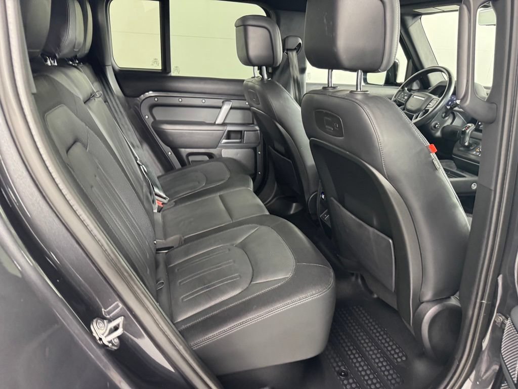 Used 2022 Land Rover Defender 110 X-Dynamic HSE AWD/4WD image 34