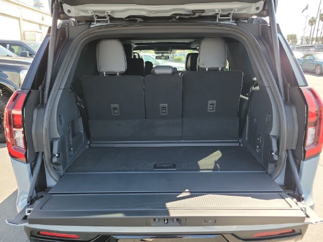 New 2027 Ford Expedition Platinum w/ Stealth Appearance Package AWD/4WD image 22