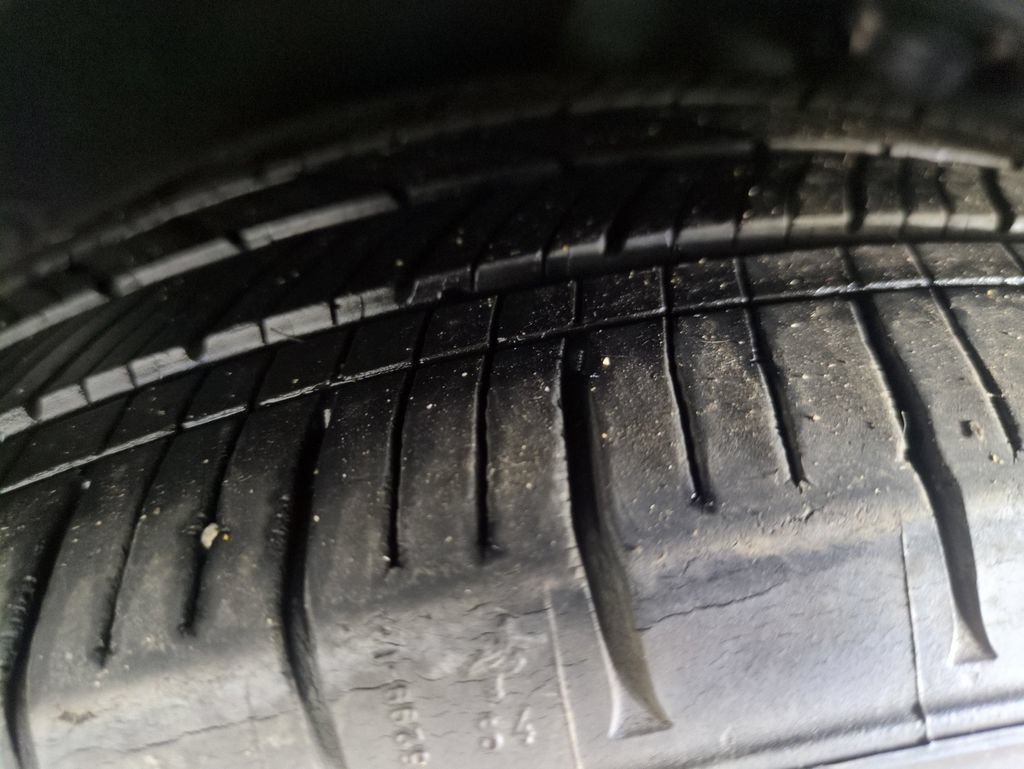 Certified 2024 Honda Accord EX image 27