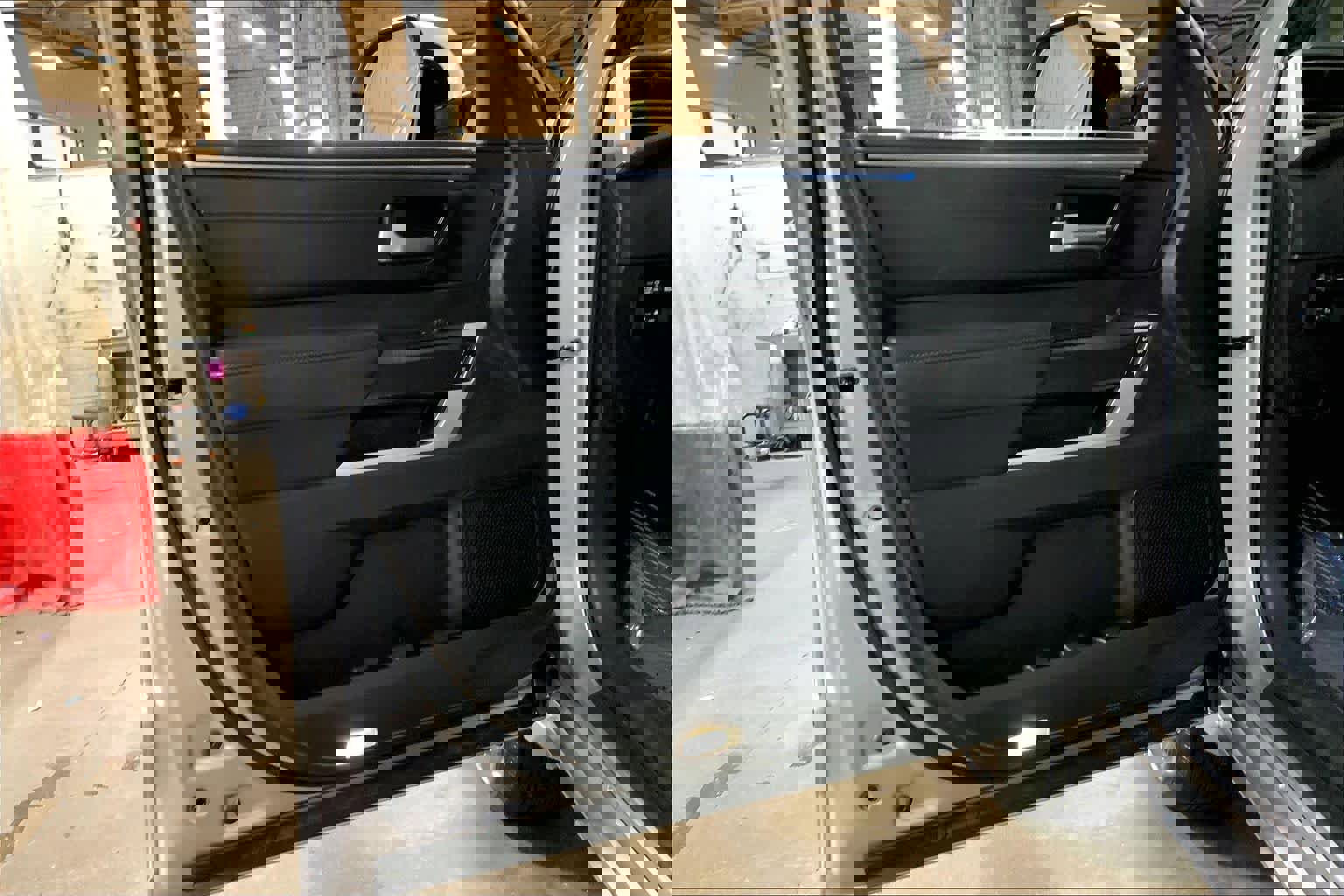 Used 2023 Toyota Tundra Platinum w/ Advanced Package AWD/4WD image 22