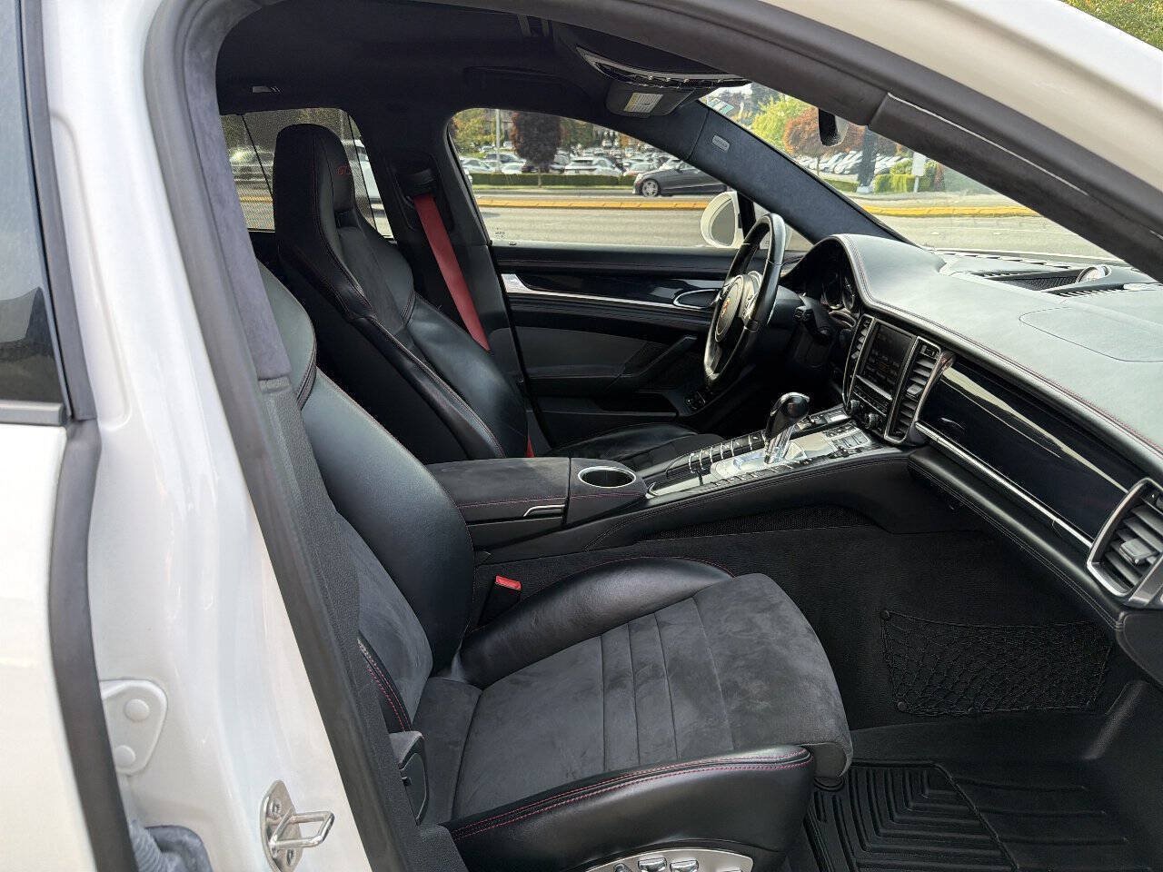 Used 2013 Porsche Panamera GTS AWD/4WD image 18