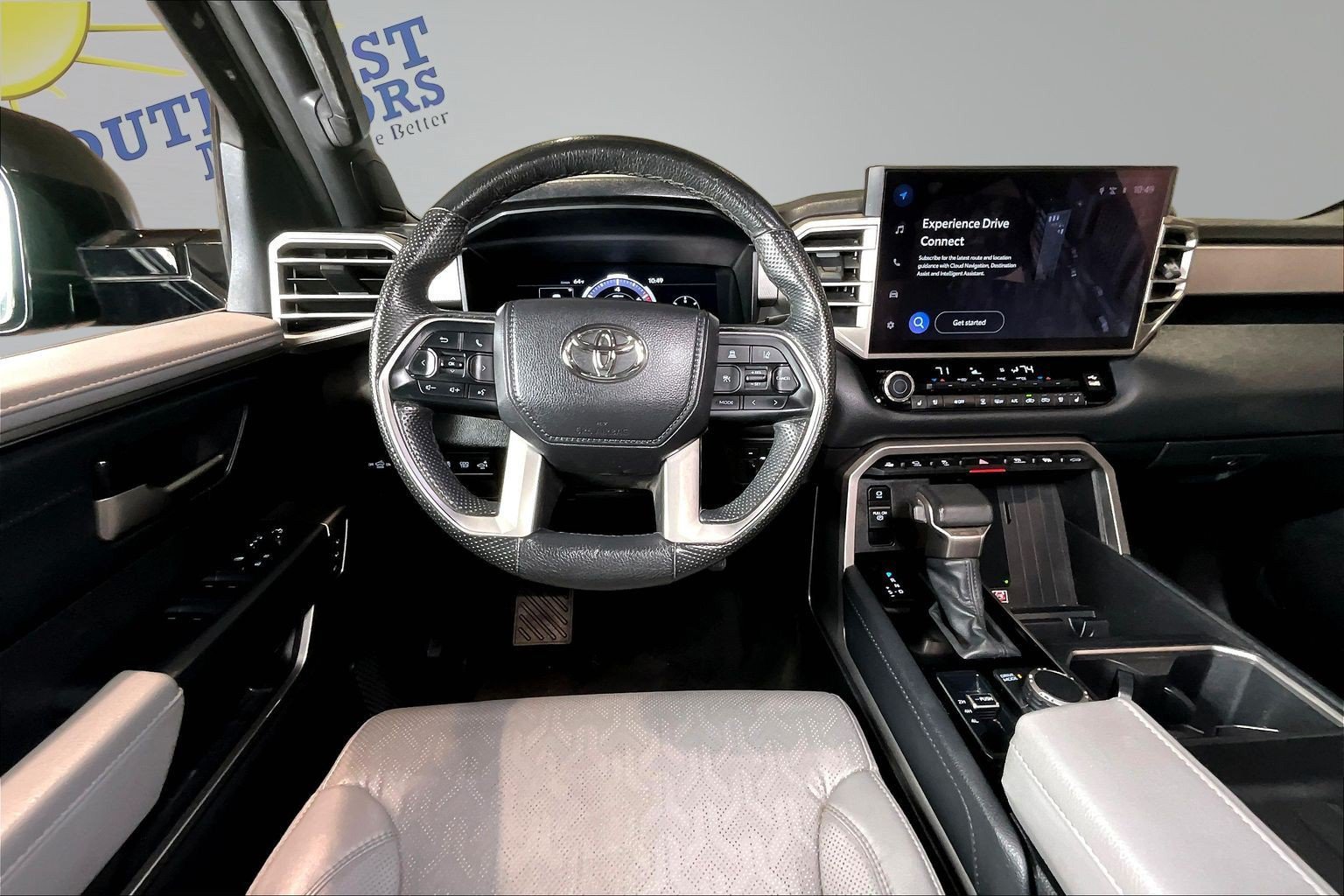 Used 2025 Toyota Tundra Limited AWD/4WD image 9