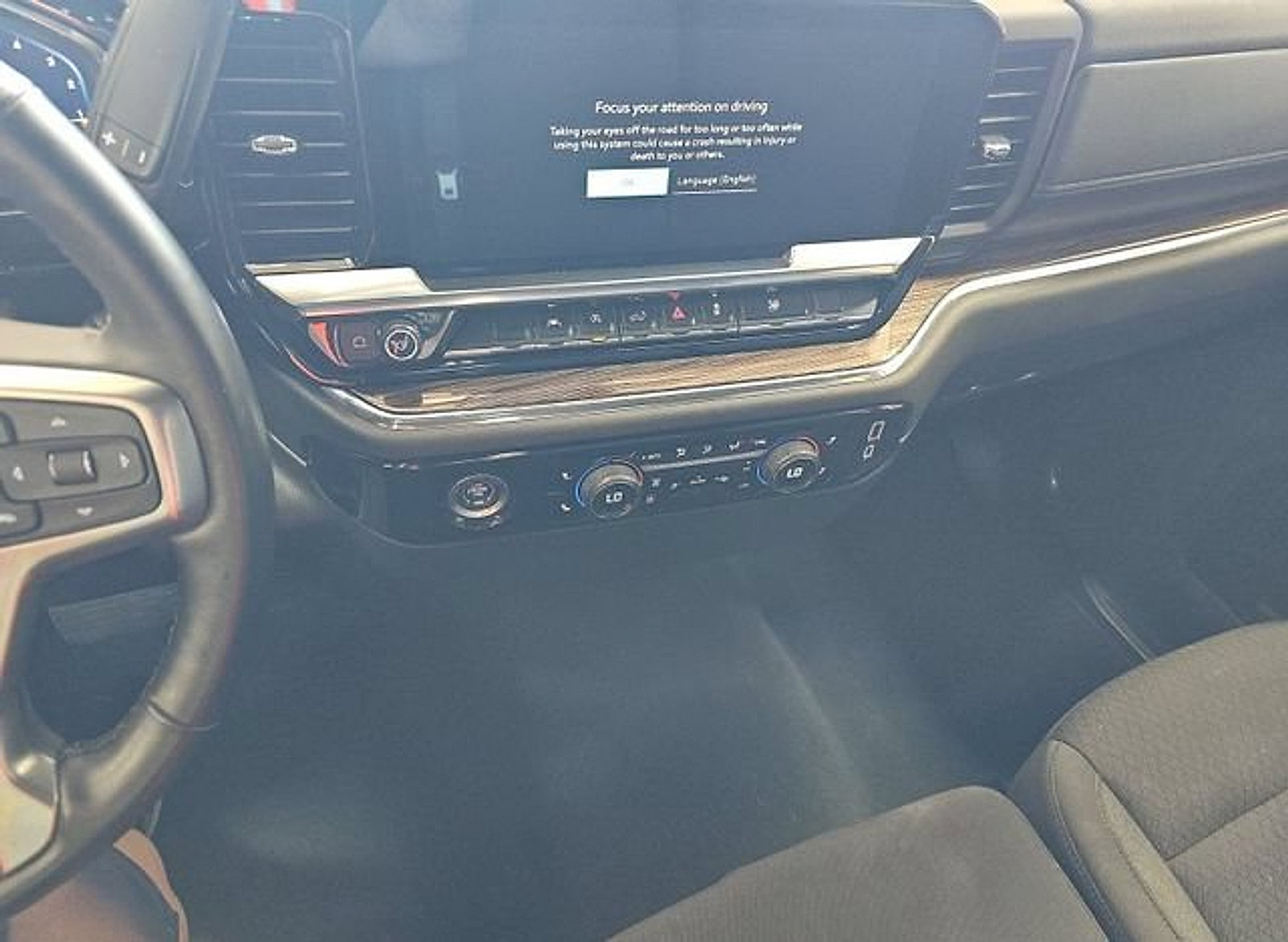 Used 2023 Chevrolet Silverado 1500 LT AWD/4WD image 15