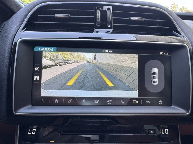Used 2018 Jaguar XE Portfolio AWD/4WD image 25