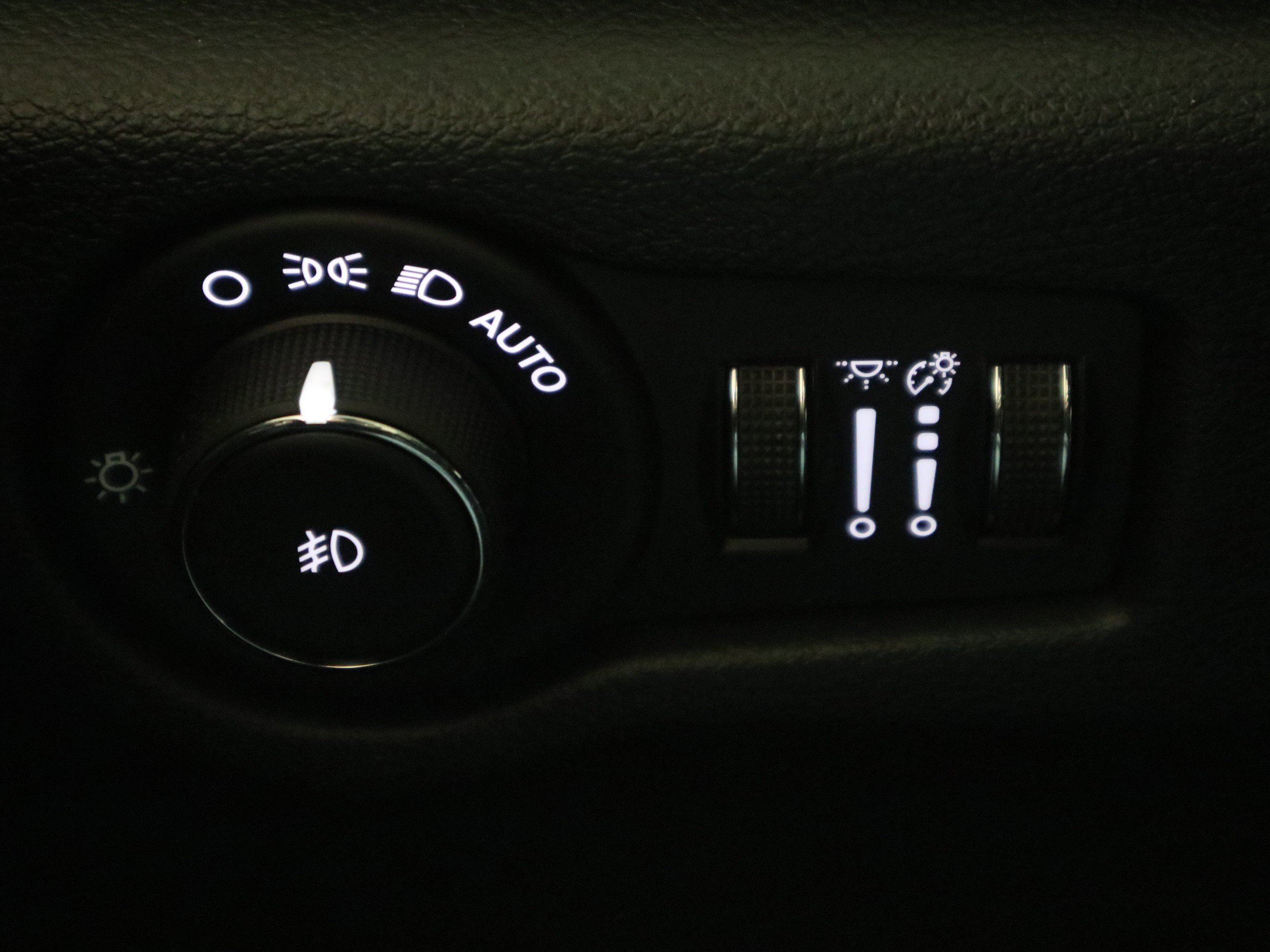 New 2026 Chrysler Pacifica Select image 34