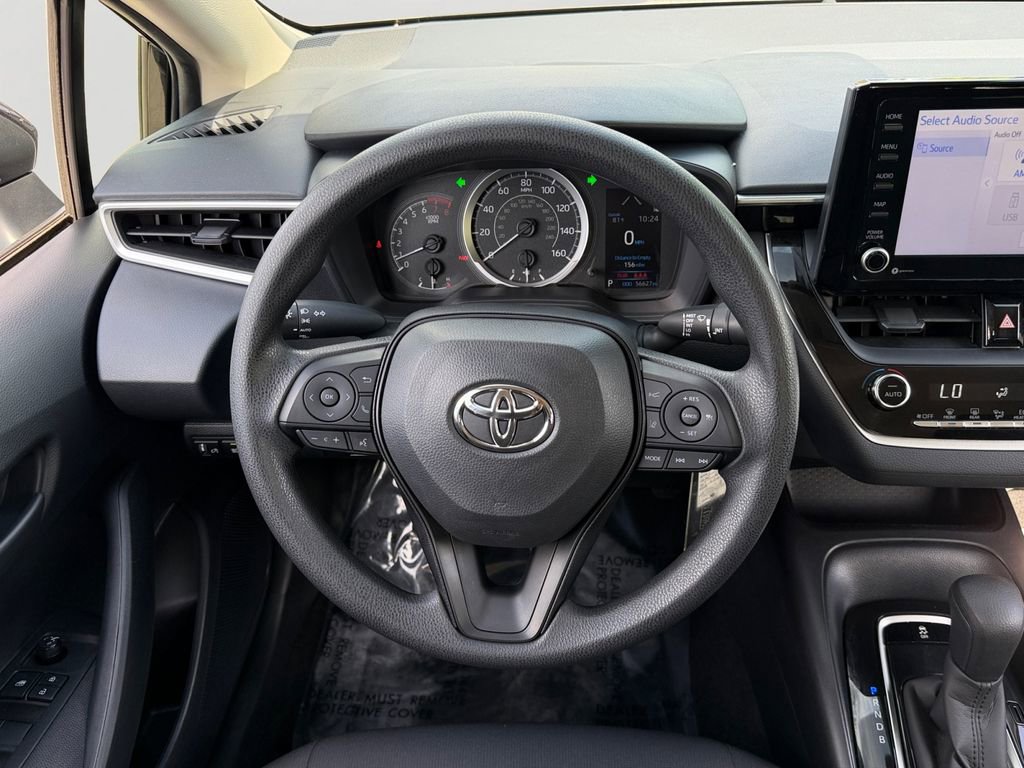 Used 2022 Toyota Corolla LE image 17