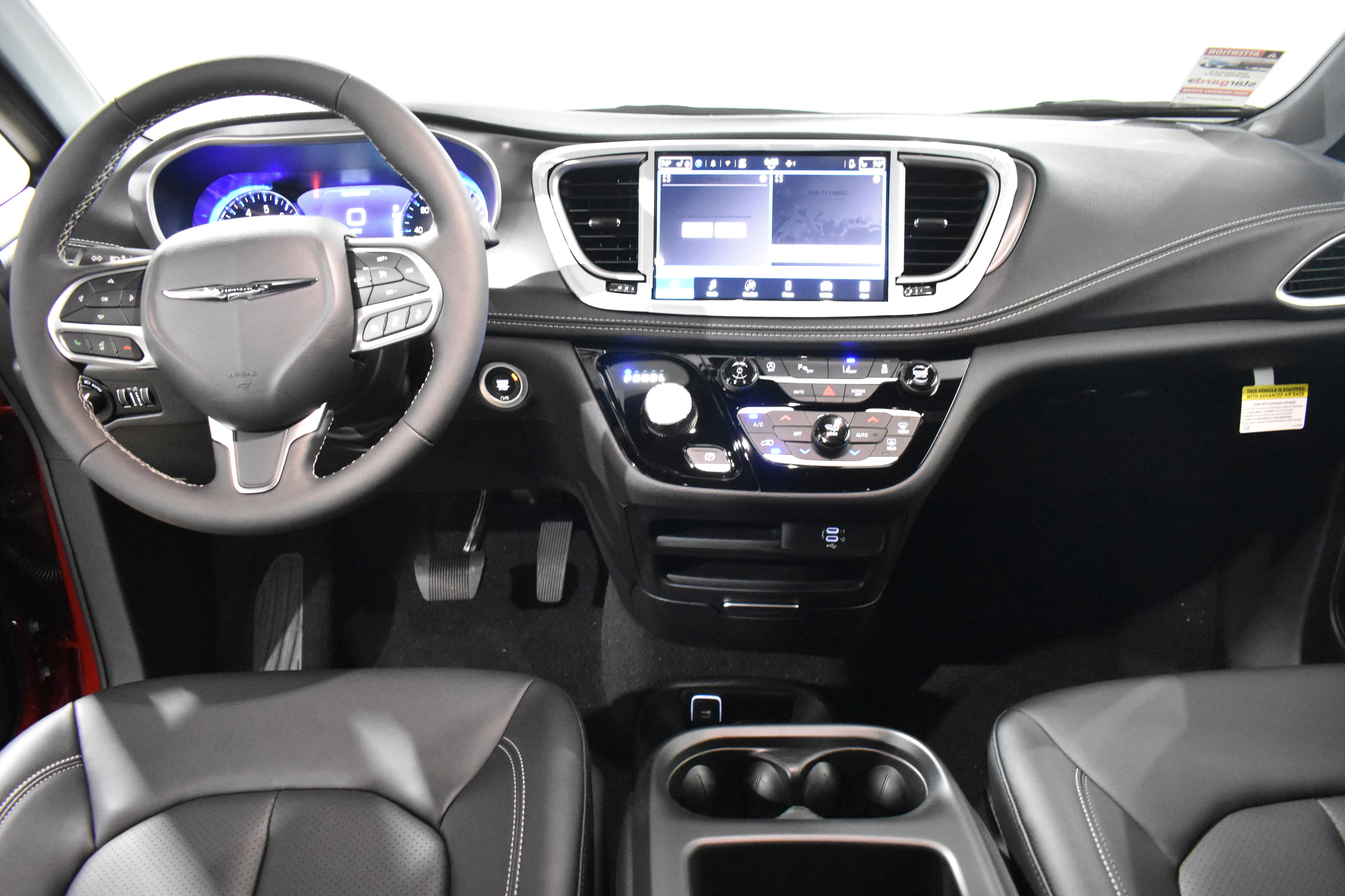 New 2026 Chrysler Pacifica Select FWD image 33