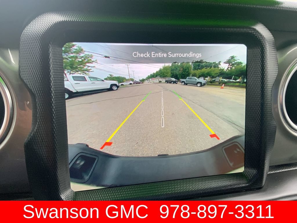 Used 2022 Jeep Gladiator Overland AWD/4WD image 16