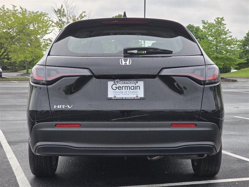 Used 2025 Honda HR-V LX image 18