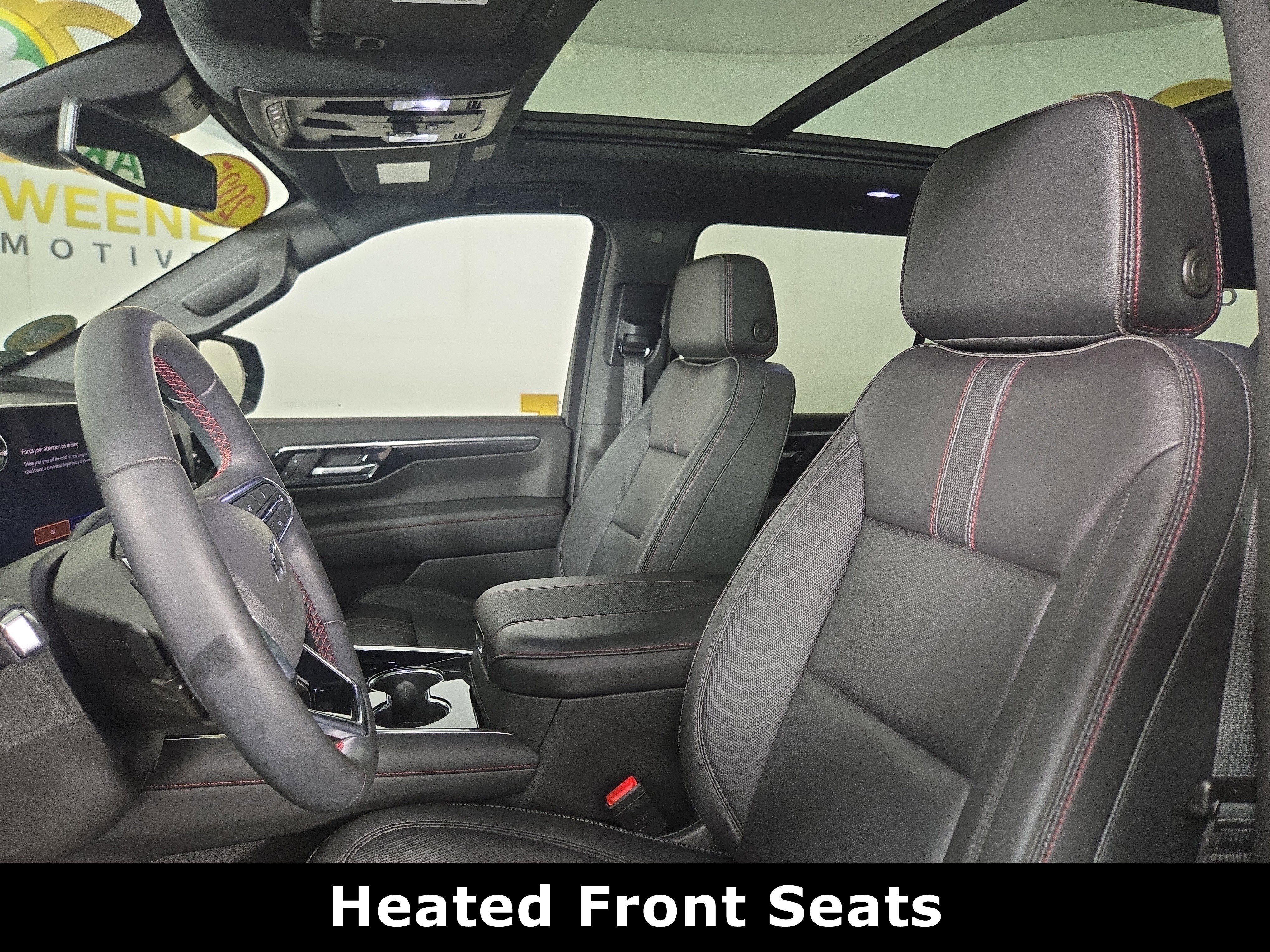 Certified 2025 Chevrolet Suburban RST w/ Comfort Package image 11