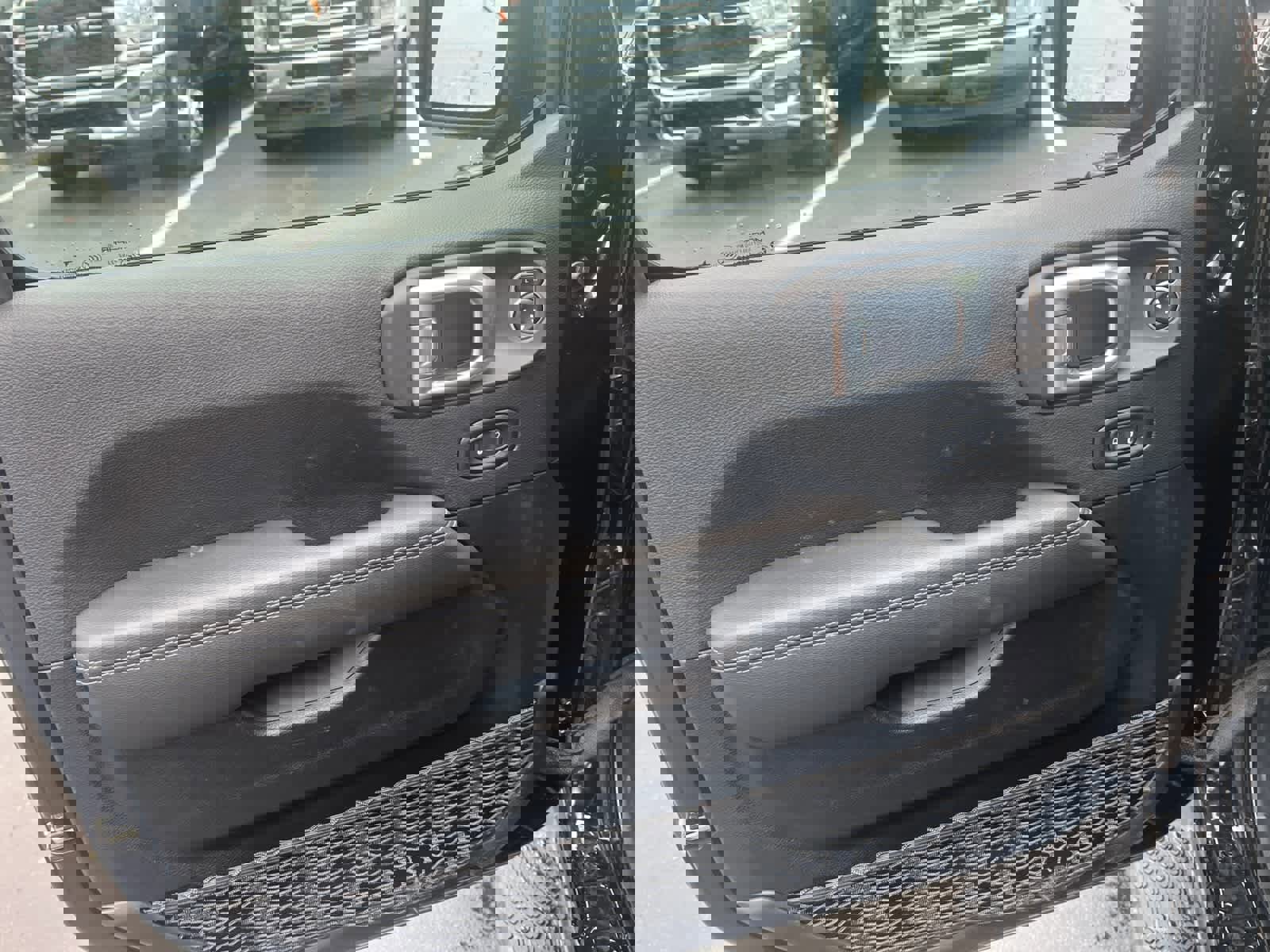 Used 2023 Jeep Wrangler Sahara w/ Cold Weather Group image 16