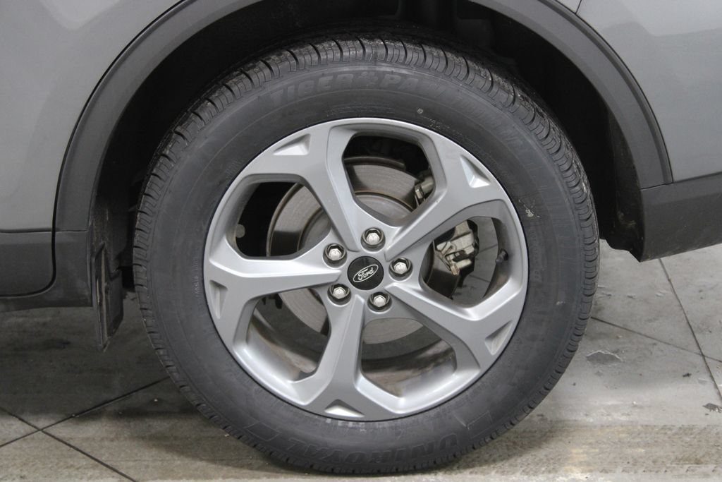 Used 2025 Ford Escape ST-Line AWD/4WD image 16