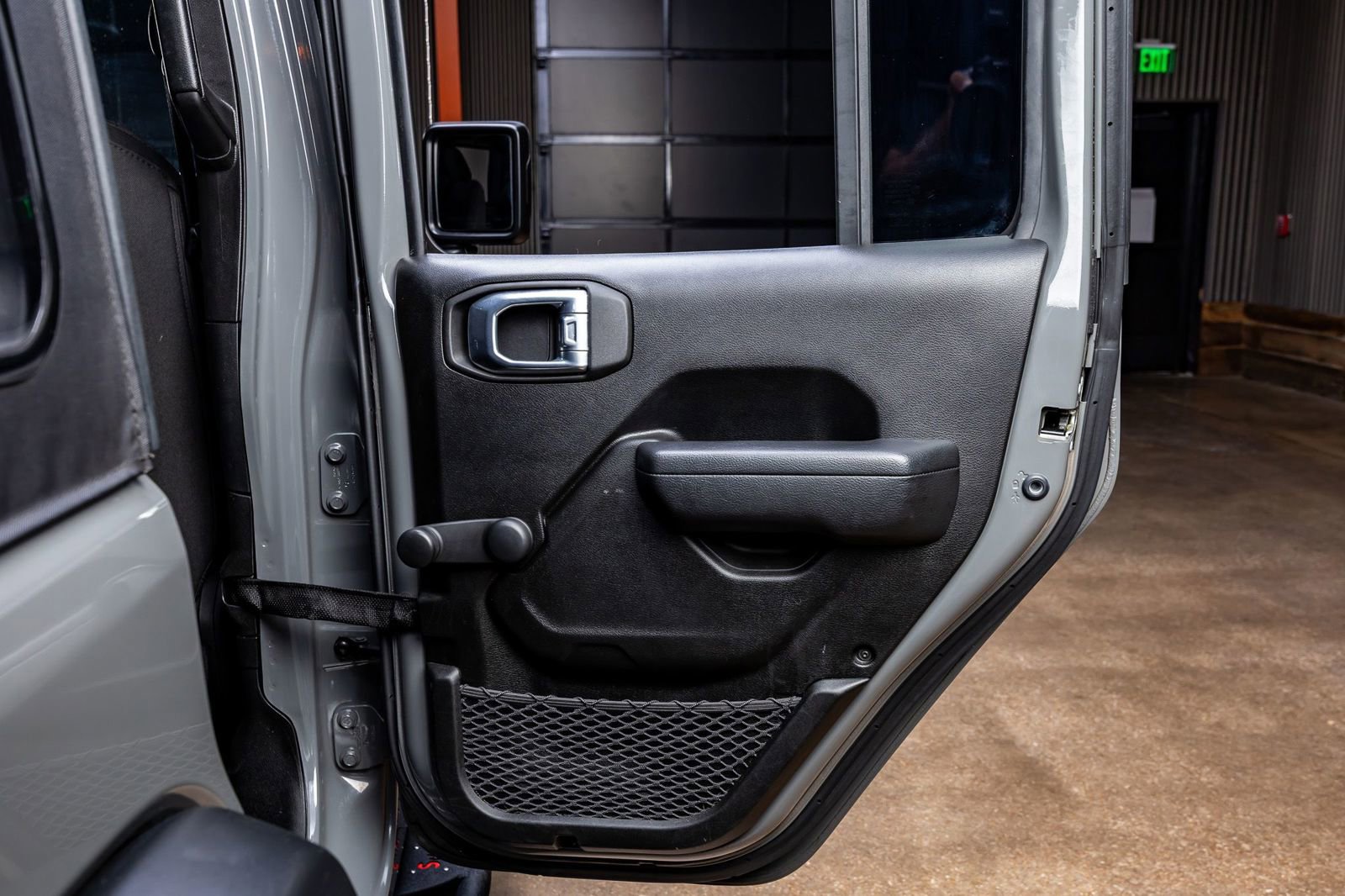 Used 2022 Jeep Wrangler Unlimited Sport AWD/4WD image 39