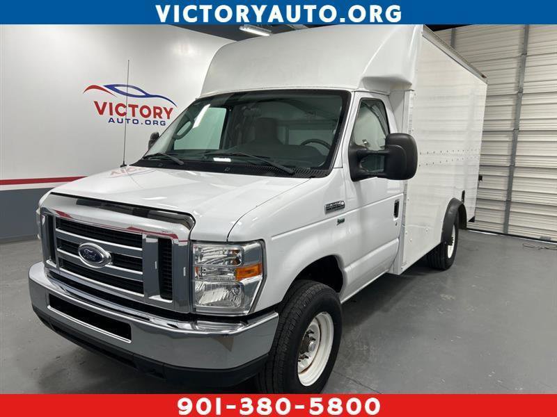 Used 2017 Ford E-350 and Econoline 350 Super Duty w/ Power Windows & Locks Group RWD image 1