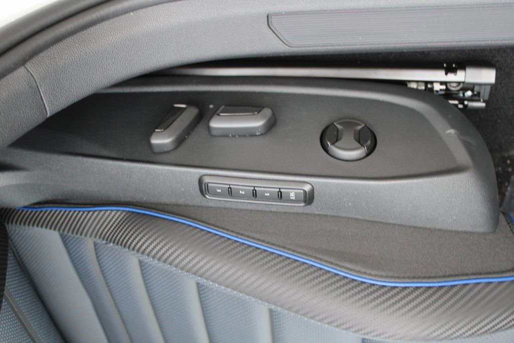 New 2026 Volkswagen Golf image 9