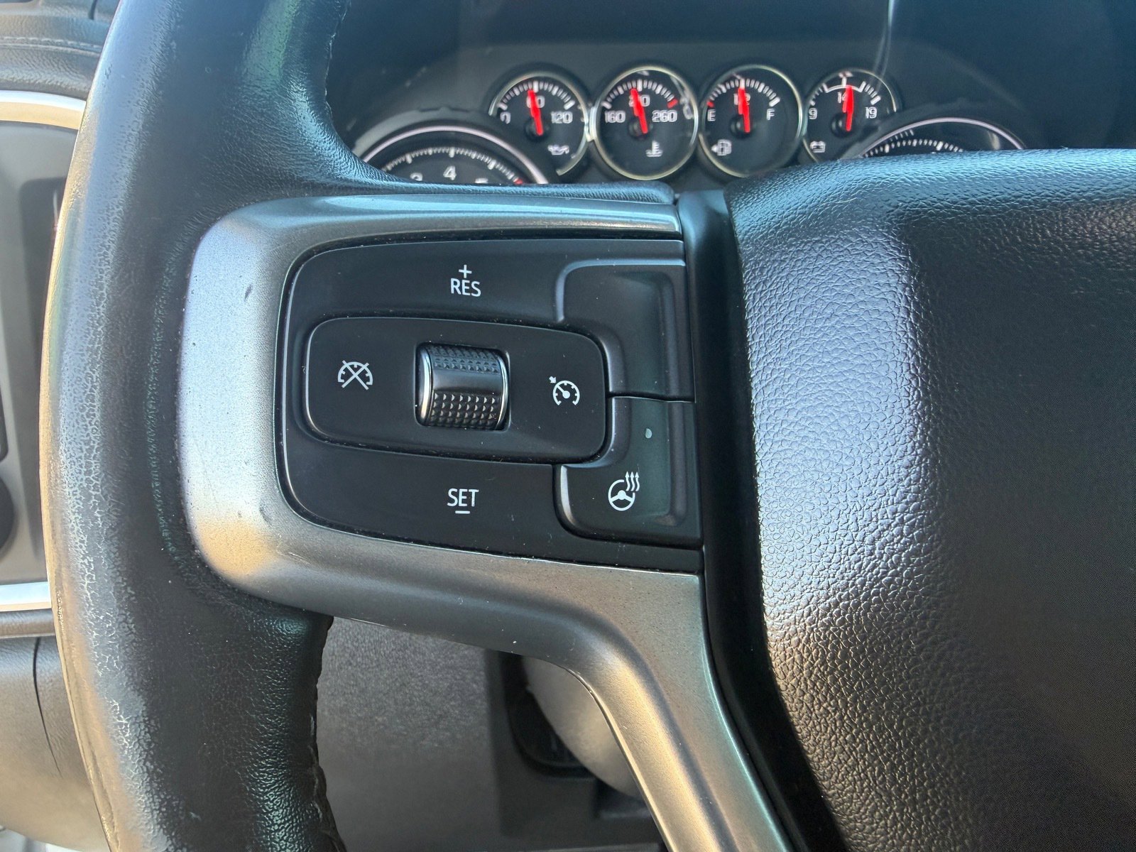 Used 2021 Chevrolet Silverado 1500 RST AWD/4WD image 14