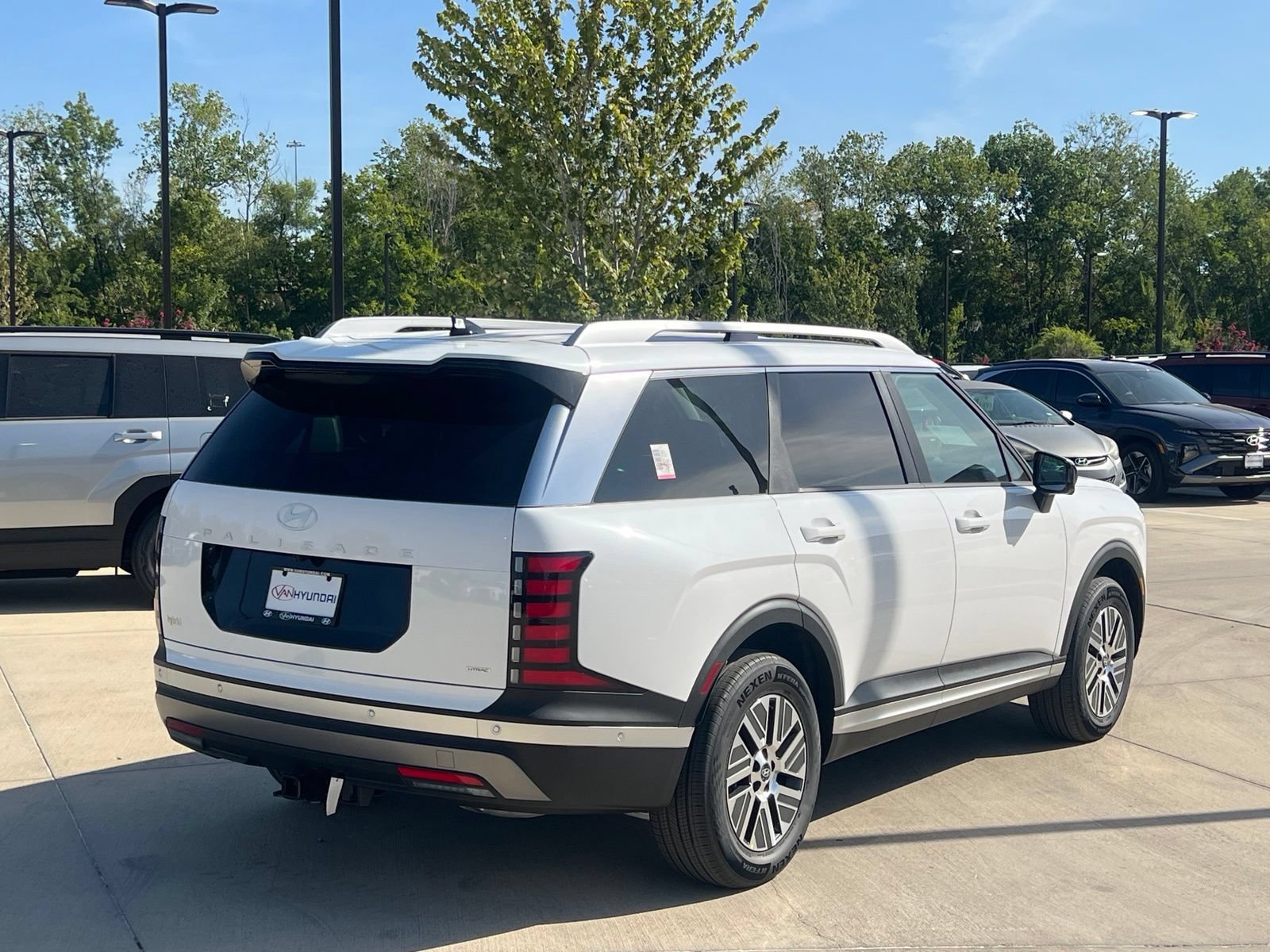 New 2026 Hyundai Palisade SEL Premium w/ Tow & Go Package AWD/4WD image 11