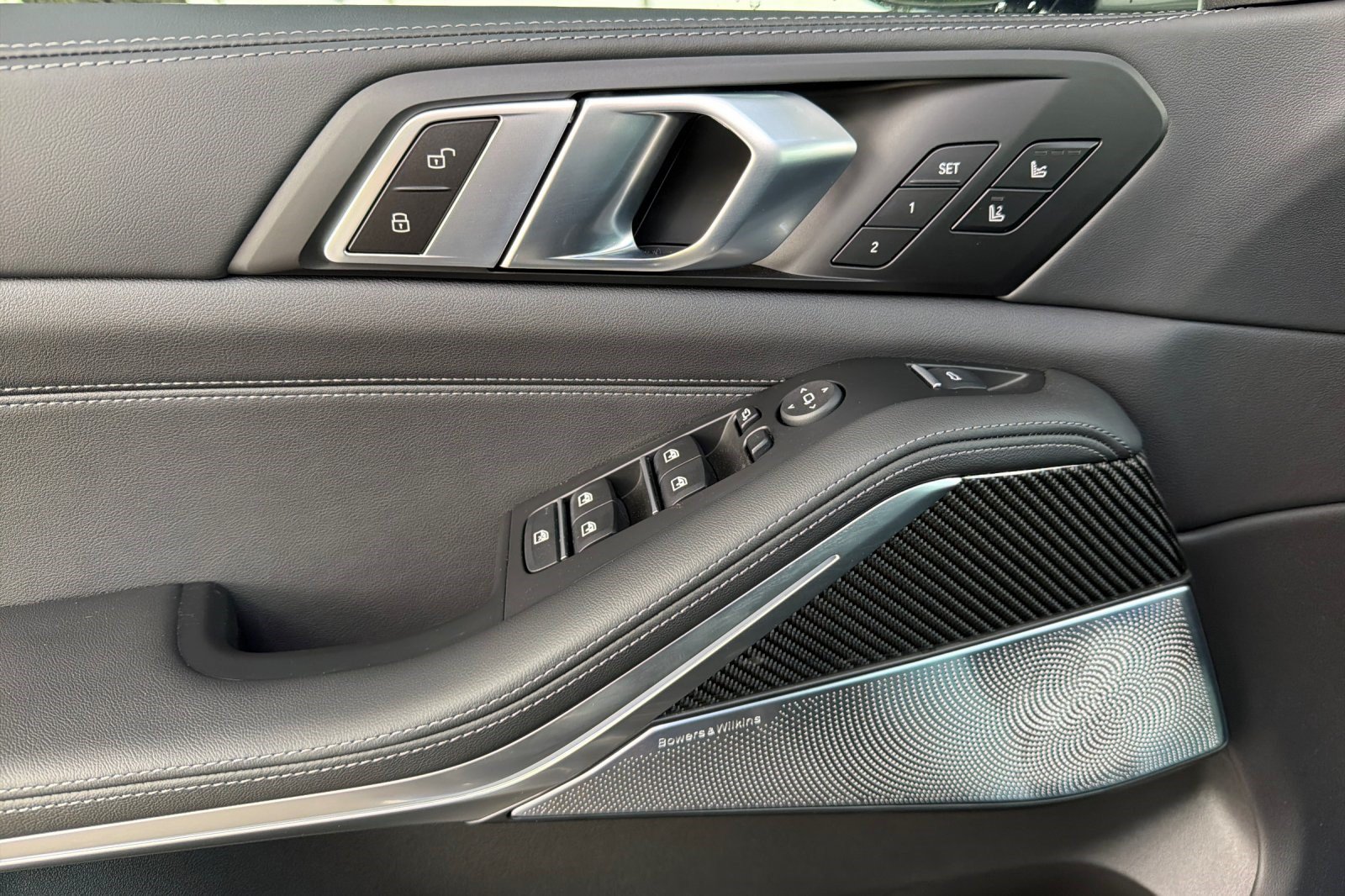 New 2026 BMW X5 M Competition w/ Executive Package AWD/4WD image 10