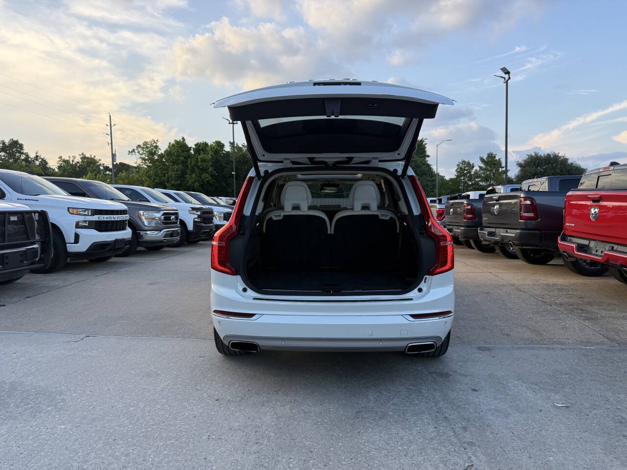 Used 2018 Volvo XC90 T6 Inscription w/ Convenience Package AWD/4WD image 39
